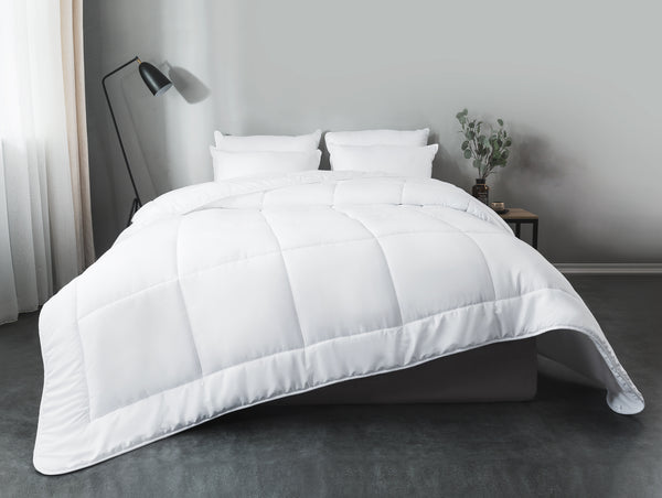 Down Alternative Microfiber Comforter